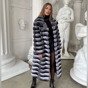 100% real chinchilla fur coat (long) Limited!!